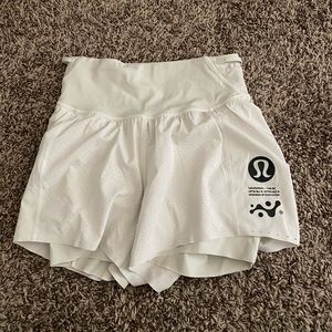 Air Sense Perforations BONE 4